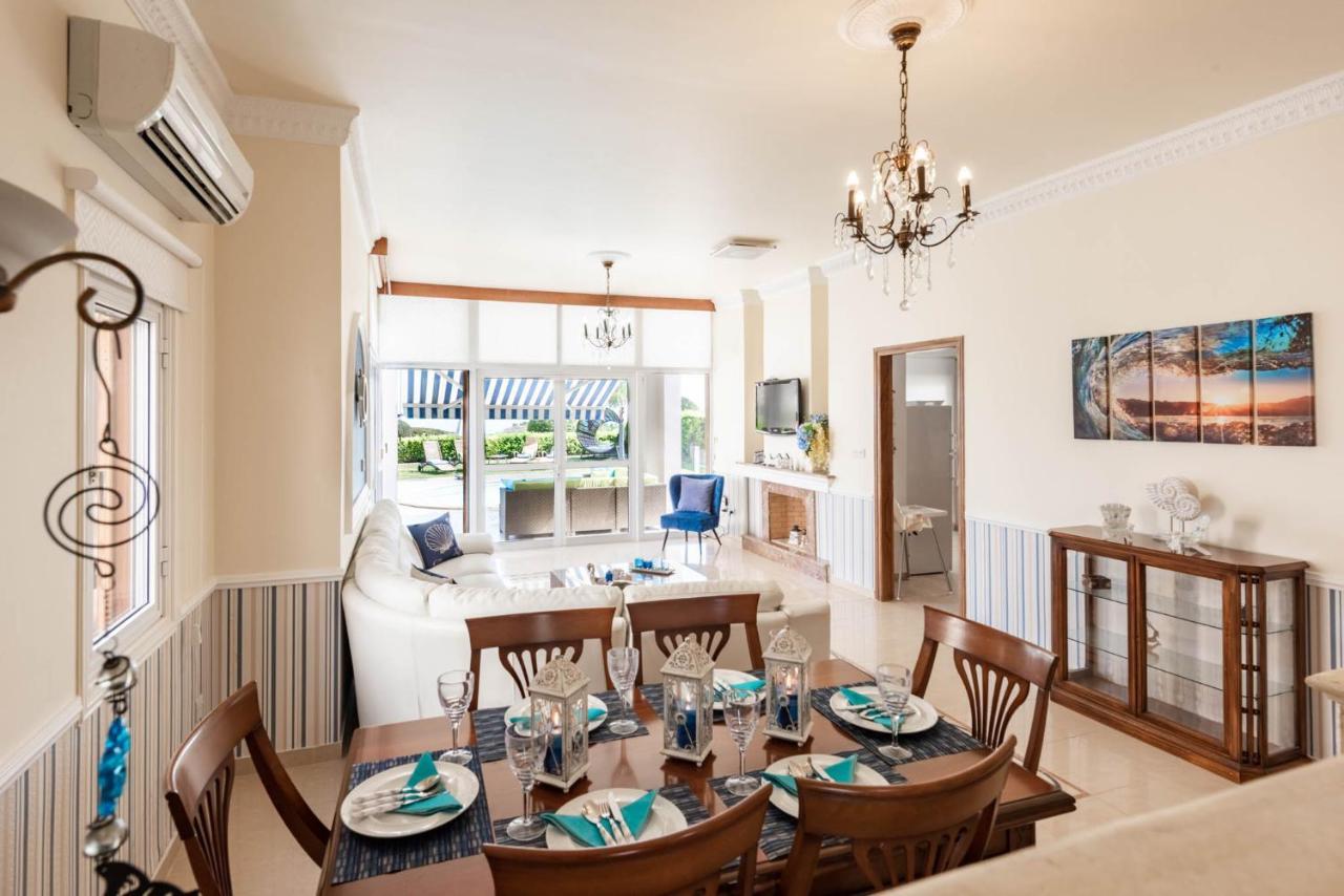 קורל ביי Tequila Sunrise By Ezoria Villas מראה חיצוני תמונה